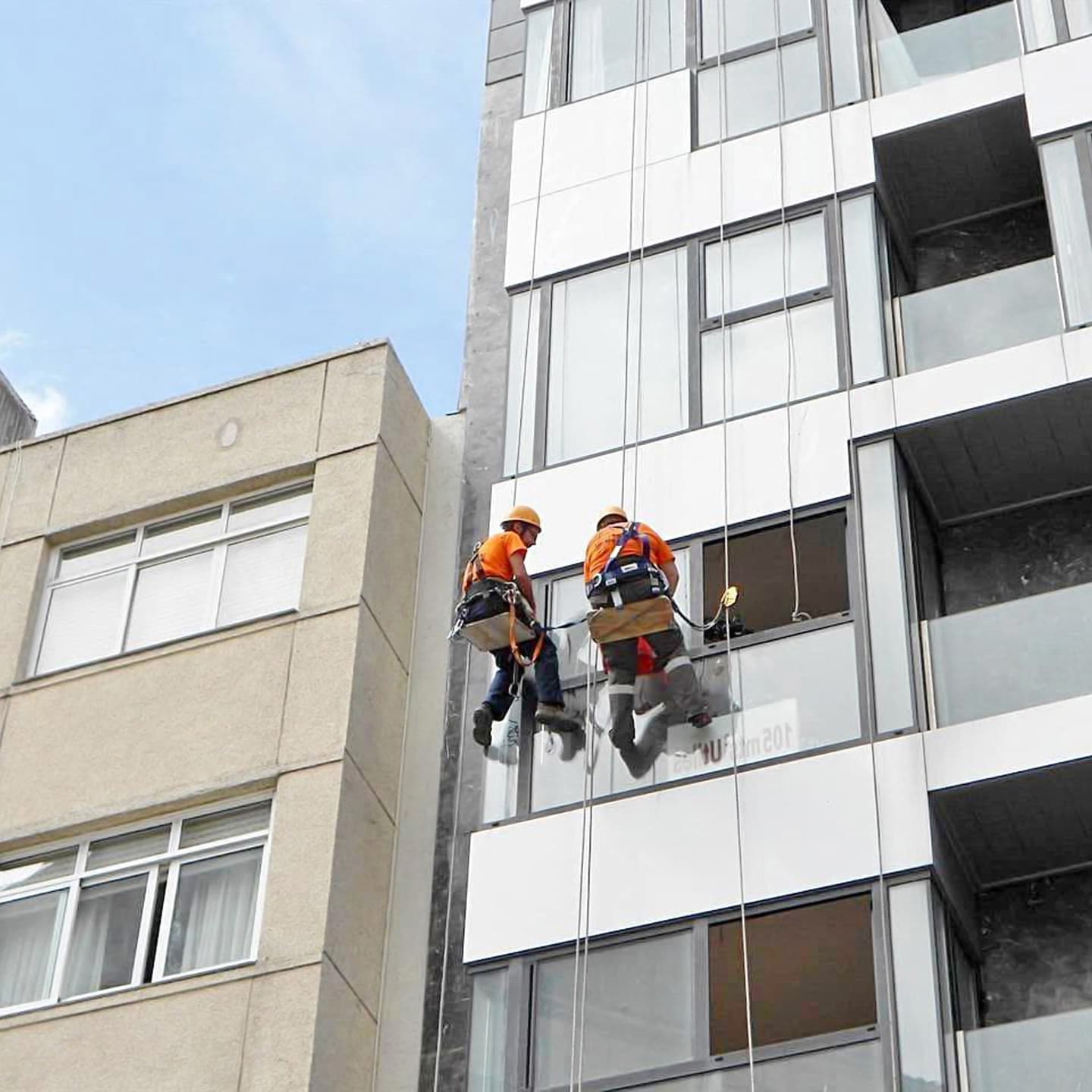 Contactar con Kota Vertical en A Coruña